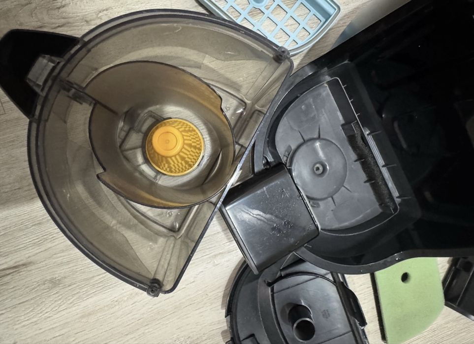 Продам пылесос LG в ртличном состоянии