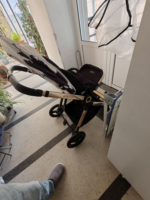 Детска количка Chipolino Elite 3 в 1 цвят черно и бяло