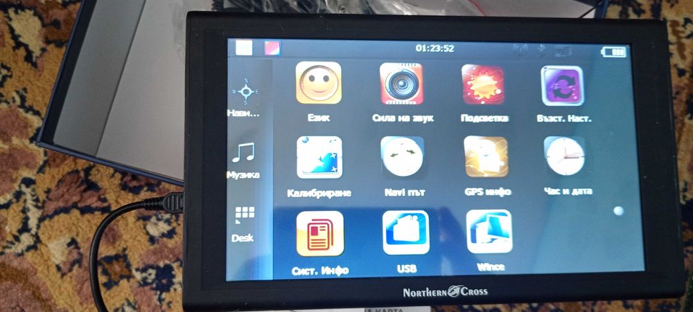 North Cross 9  GPS навигация 9 инча, 8GB, 256MB,за камиони