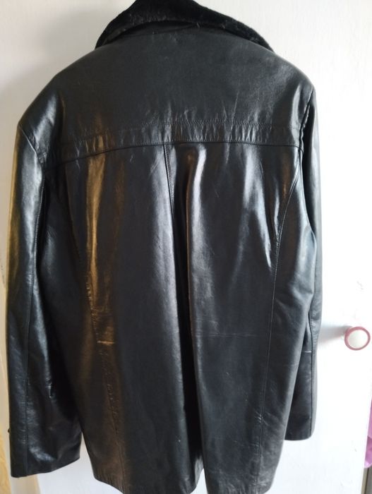 Продается новая  куртка