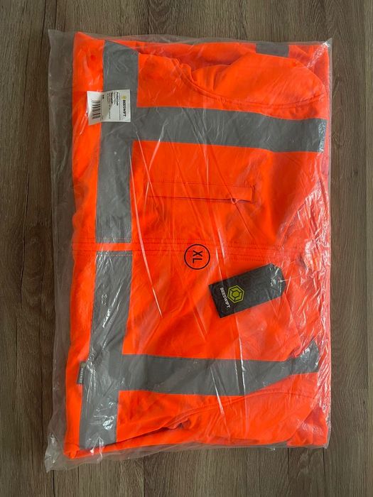 Ветроустойчиво яке НОВО
