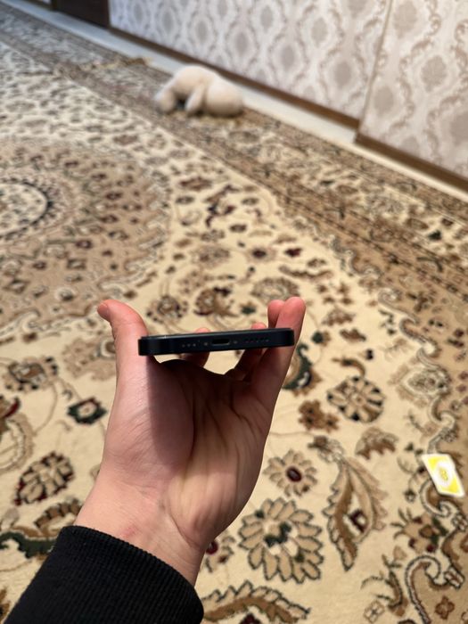 Айфон 13    128гб