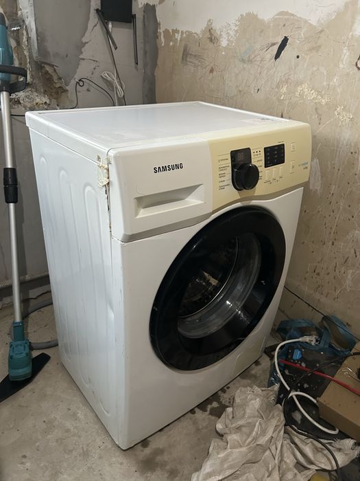 продам стиральную машину samsung