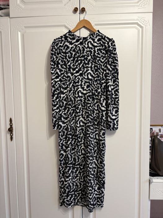 Женская ожежда, платья