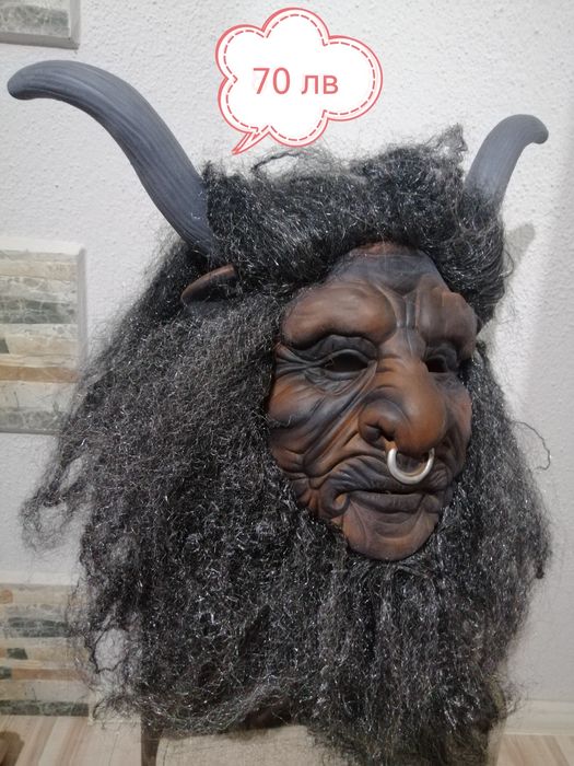 Гумени маски. Различни цени