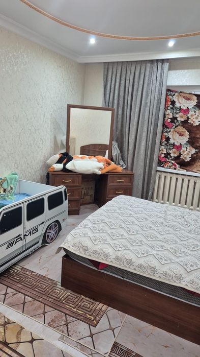 Продам спальный гарнитур срочно