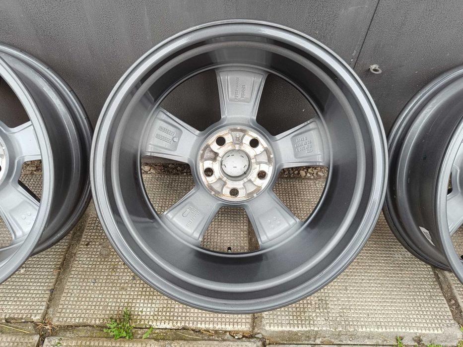 ОРИГИНАЛНИ джанти 17 цола 5x114,3 ТОЙОТА / TOYOTA + датчици 6,5J ET45