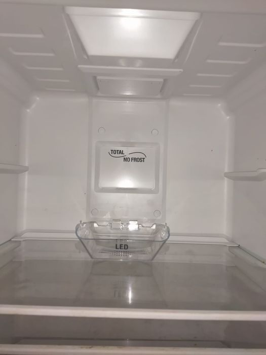 Продам ARISTON холодильник за 55000