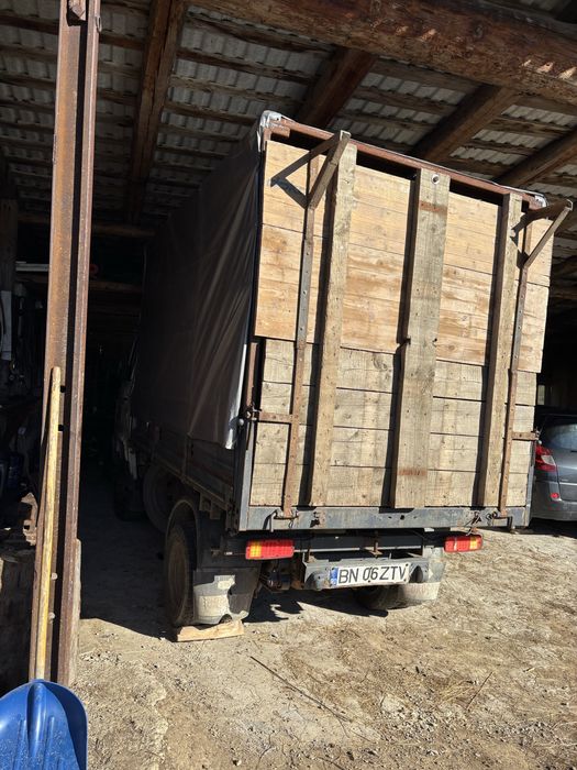 Vand schimb nissan trade