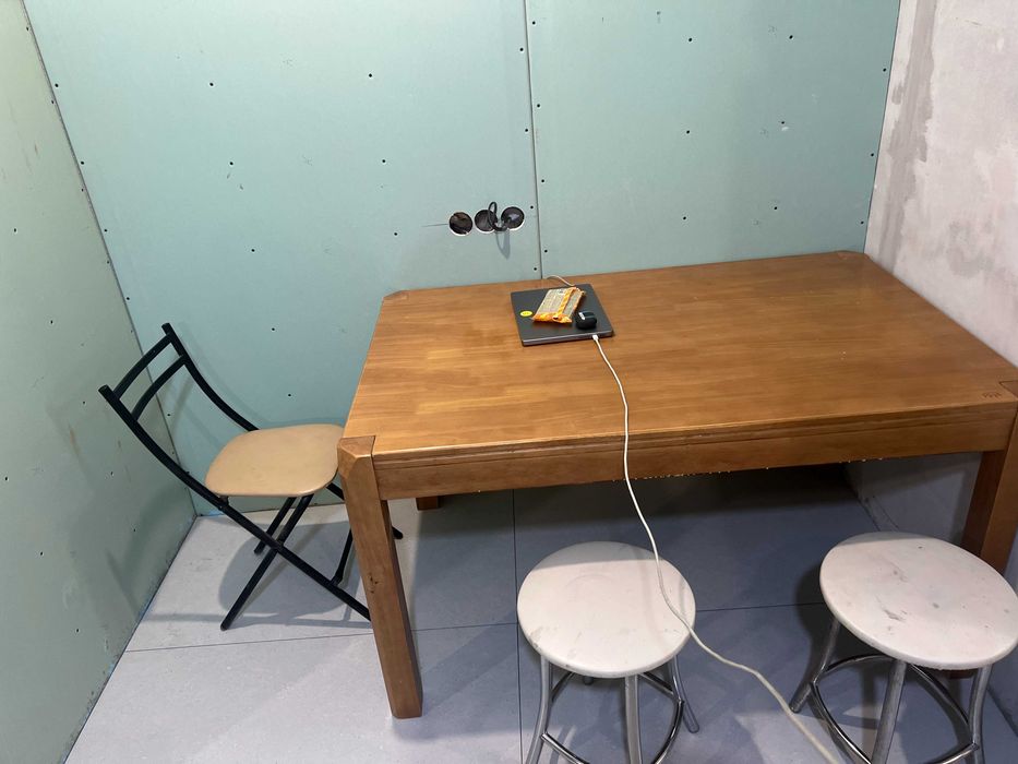 Стол кухонный деревянный 135х85