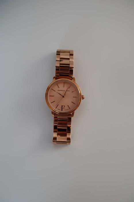 Дамски часовник Isabella Ford,
Иноксов часовник с диамант