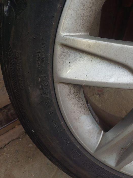 3 seturi jenti skoda