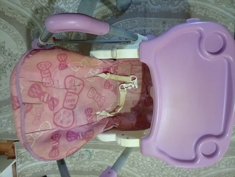 Детское кресло для кормления