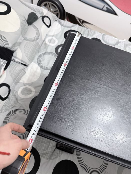 Холна маса дърворезба