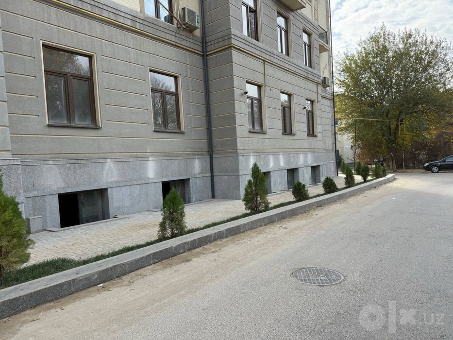 Коммерческое помещение 1356 м² — Чиланзар, напротив MediaPark