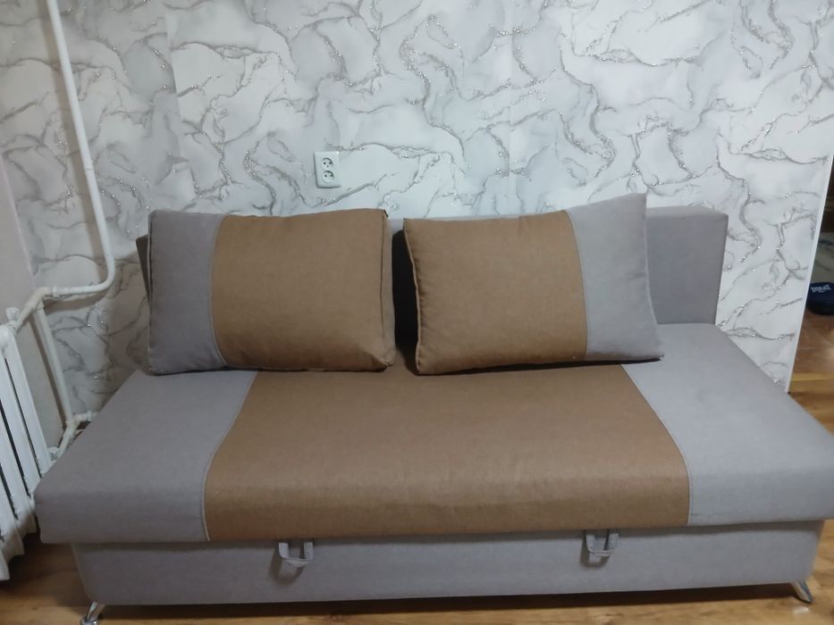 Продам тахту в отличном состоянии