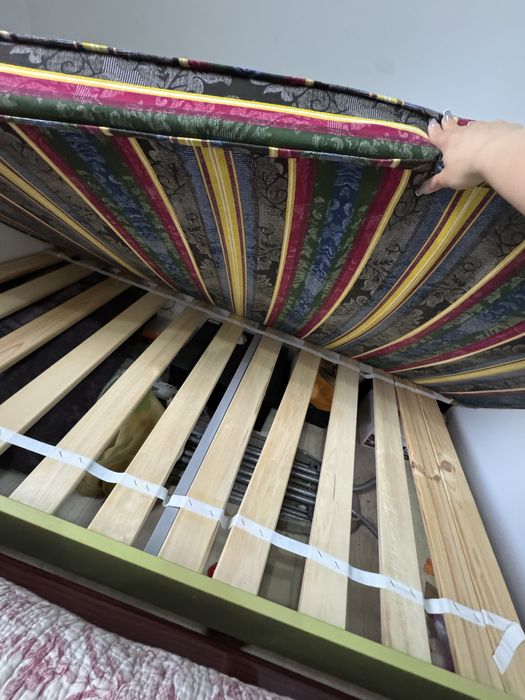 Отдам детскую кровать