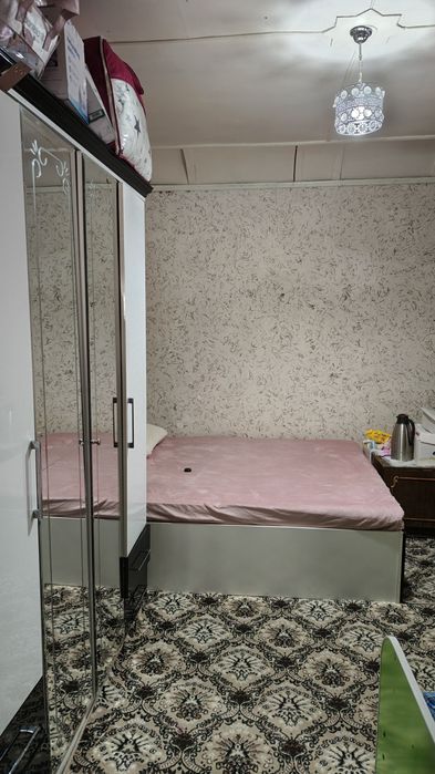 Uy sotladi 6 xona eski 6 xona yengi 9 sotix