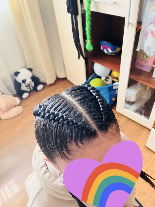 Realizez impletituri afro