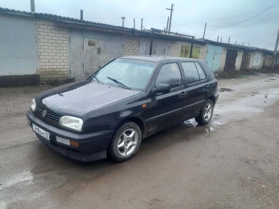Продам автомобиль голф 3 в хорошем состоянии