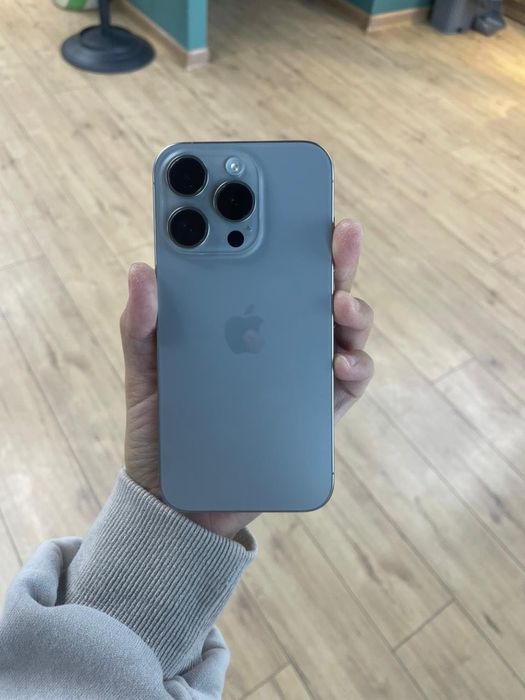 15 про 128 гб титан