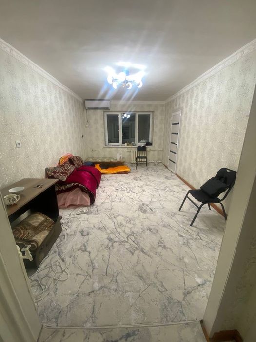 ПРОДАЁТСЯ срочно своя квартира. Мирабад.