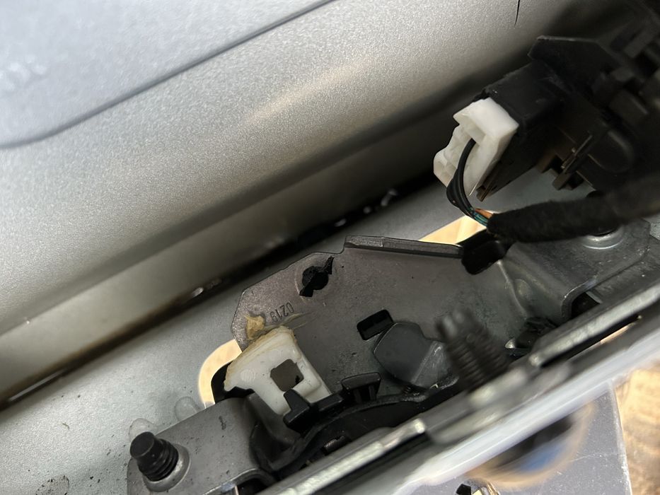 Încuietoare, broască haion Ford Focus 4 hatchback