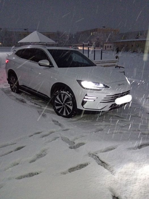 BYD Champion hybrid flagship 150 km