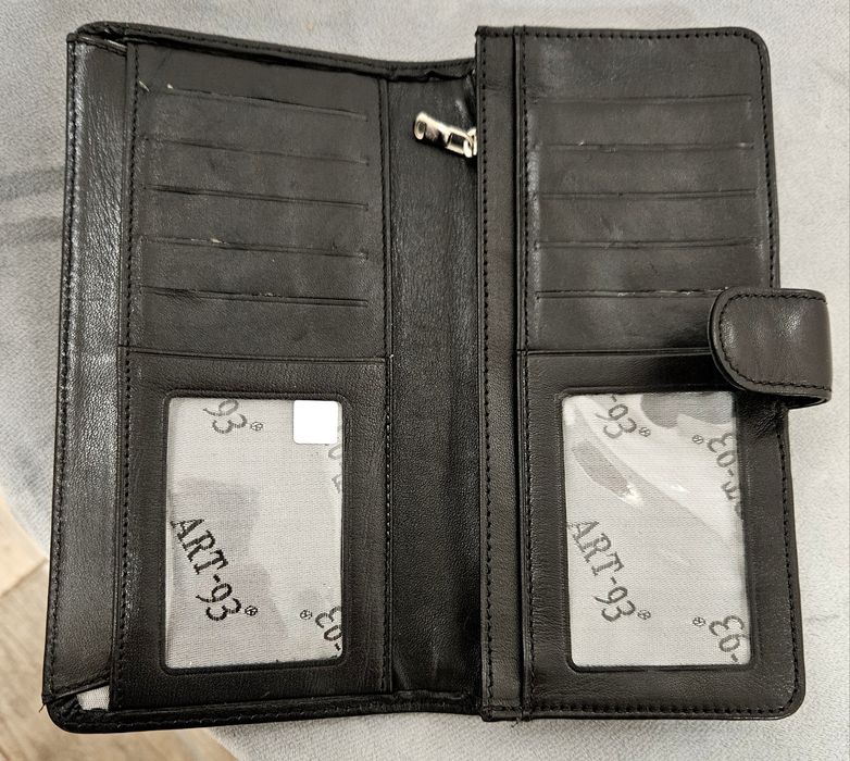 Дамски кожен портфейл на ART.Нов.55лв.