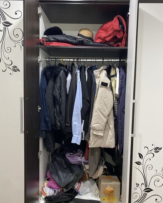 Продам вместительный шкаф