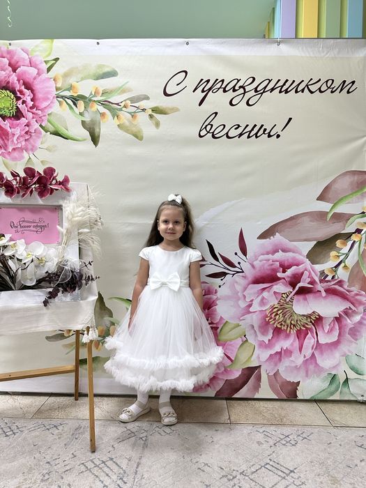белое платье на девочку 4-6 лет