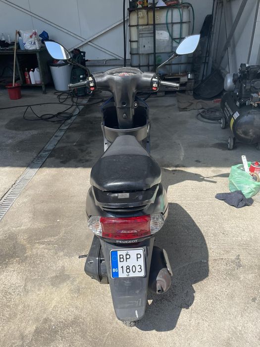 Скутер 50 кубика Peugeot
