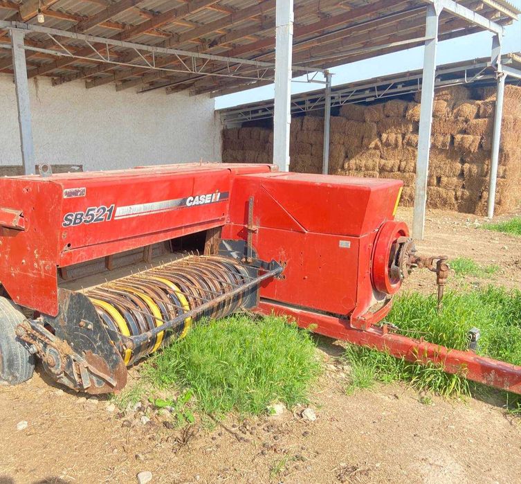 Пресс подборшик Case SB-521 невхолдинг