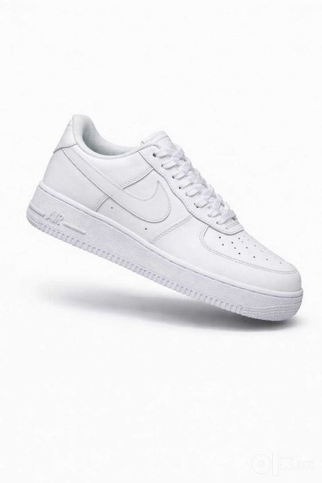 Кроссовки Nike Air Force 1 Low, размеры от 36 до 45.