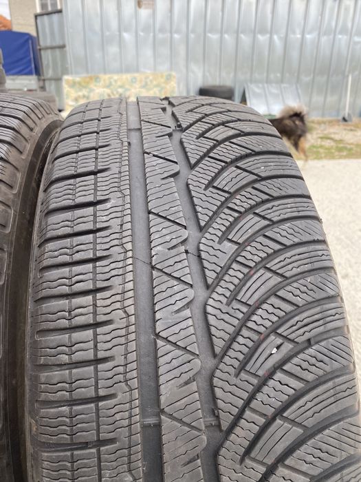 235/55/17 Мишелин Зимни