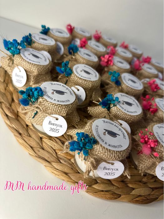 Подаръчета за гости - бурканчета с ароматна свещ