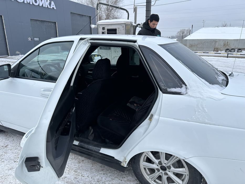 Продам Приору люкс + 2014