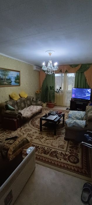 Продам квартиру в 10 мкр 2 дом