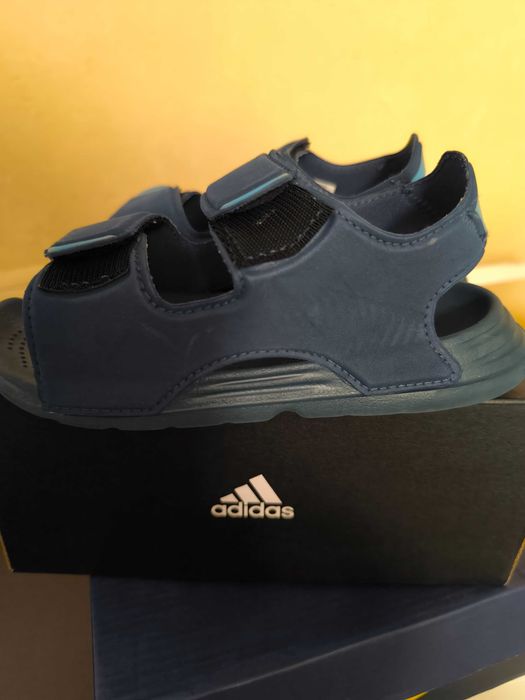 Детски сандали Adidas