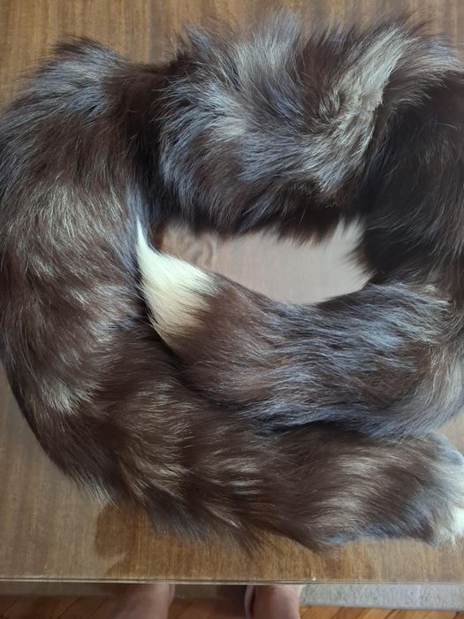 Яка от естествена кожа - чернс лисица