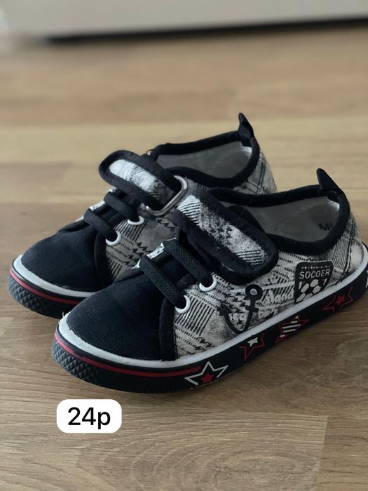 Детская обувь Кроссовки сандали