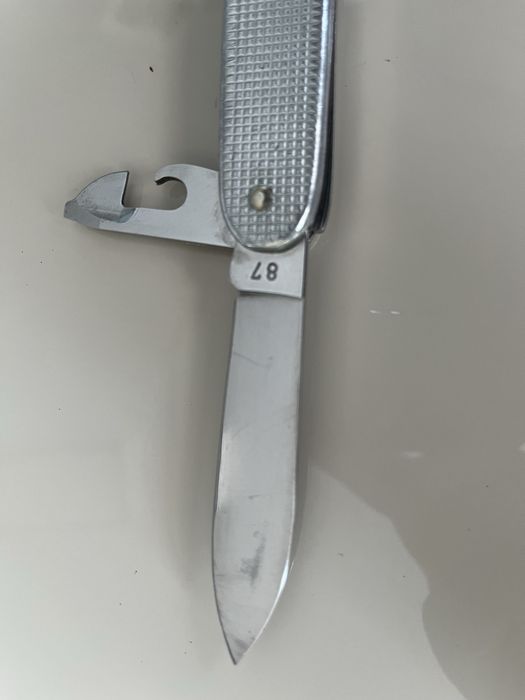 джобно ножче Wenger Delemont Alox Soldier  87 година