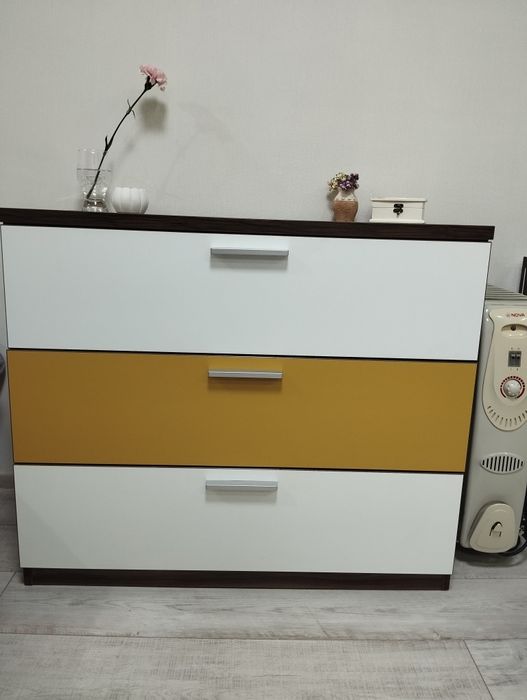 Срочно продам спальный гарнитур