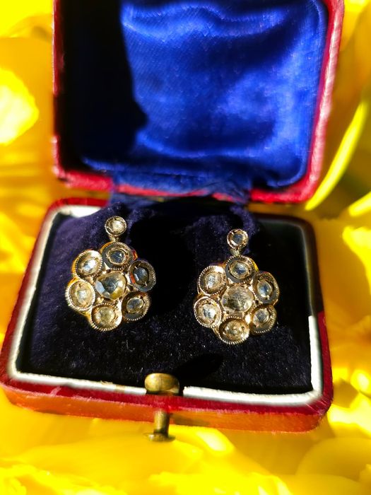 Cercei foarte vechi din aur de 10K cu diamante naturale