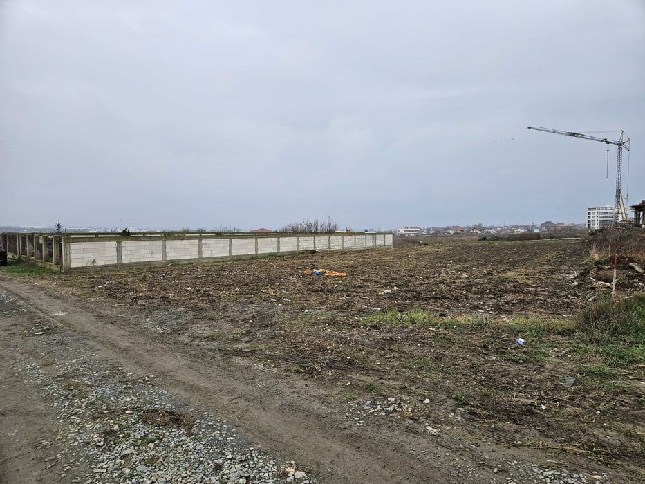 Vand teren Palazu Mare (langa Tomis Plus) 2500mp