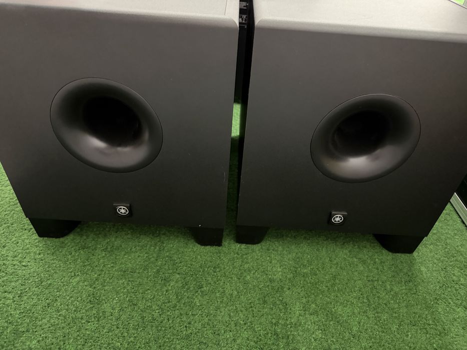 Yamaha HS8 SUB, два субуфера на Yamaha