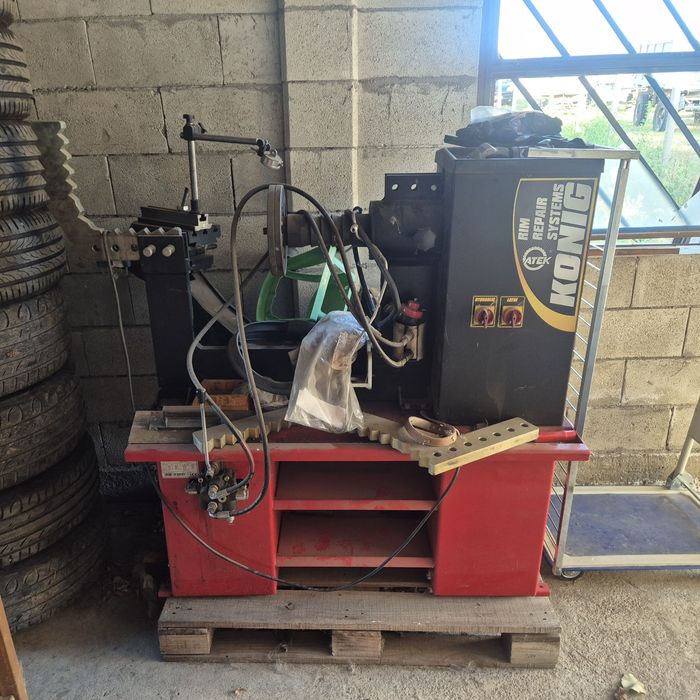 Машина за изправяне на джанти Atek Konig