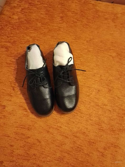 pantofi comozi cu siret pentru fete