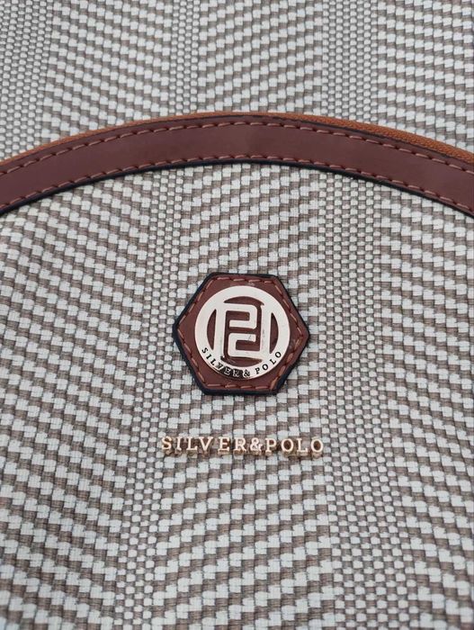 Елегантна дамска раница Silver & Polo – десен пепит / кафява еко кожа