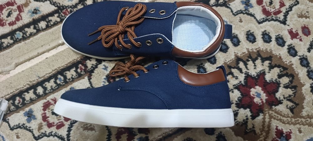 Продам мужскую обувь